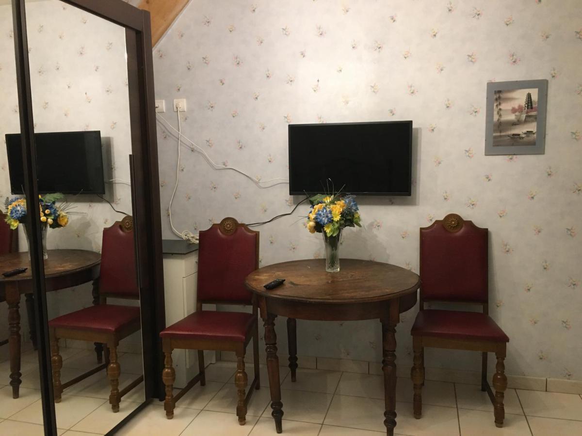 Orchidee Rose Bed and Breakfast Givet Buitenkant foto